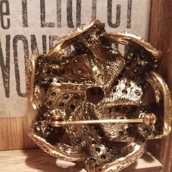 Vintage Monet Crystal Ribbon Bow Brooch - Picture 2 of 4